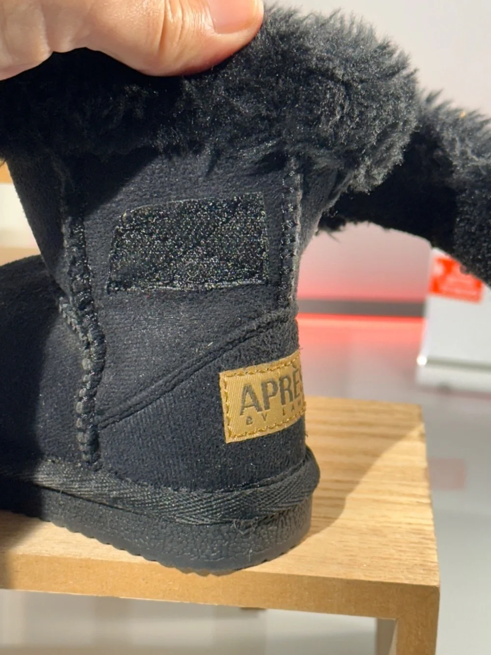 Apres by Lamo Faux Fur Toddler Boots, sz 6C (B07)